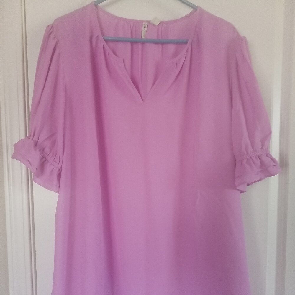 Lavender short sleeve top
